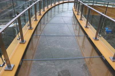 Glass Floors / Steps